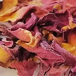Infusión de pétalos de rosa